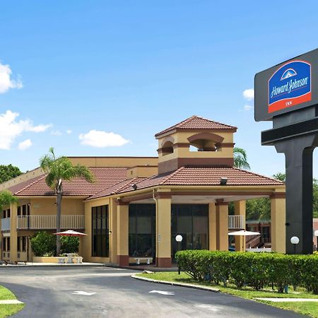 Rodeway Inn Port Richey North Exteriör bild
