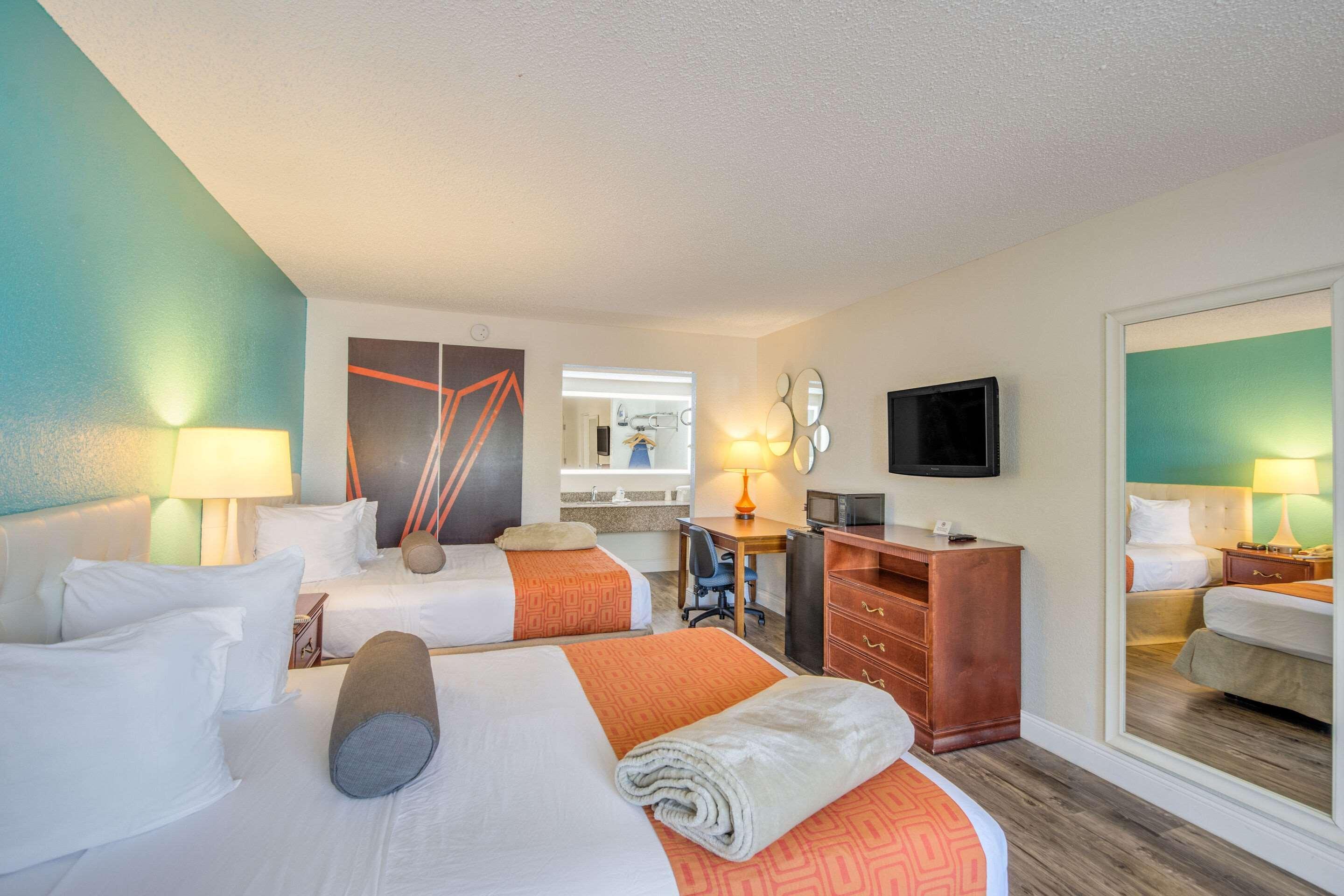 Rodeway Inn Port Richey North Exteriör bild