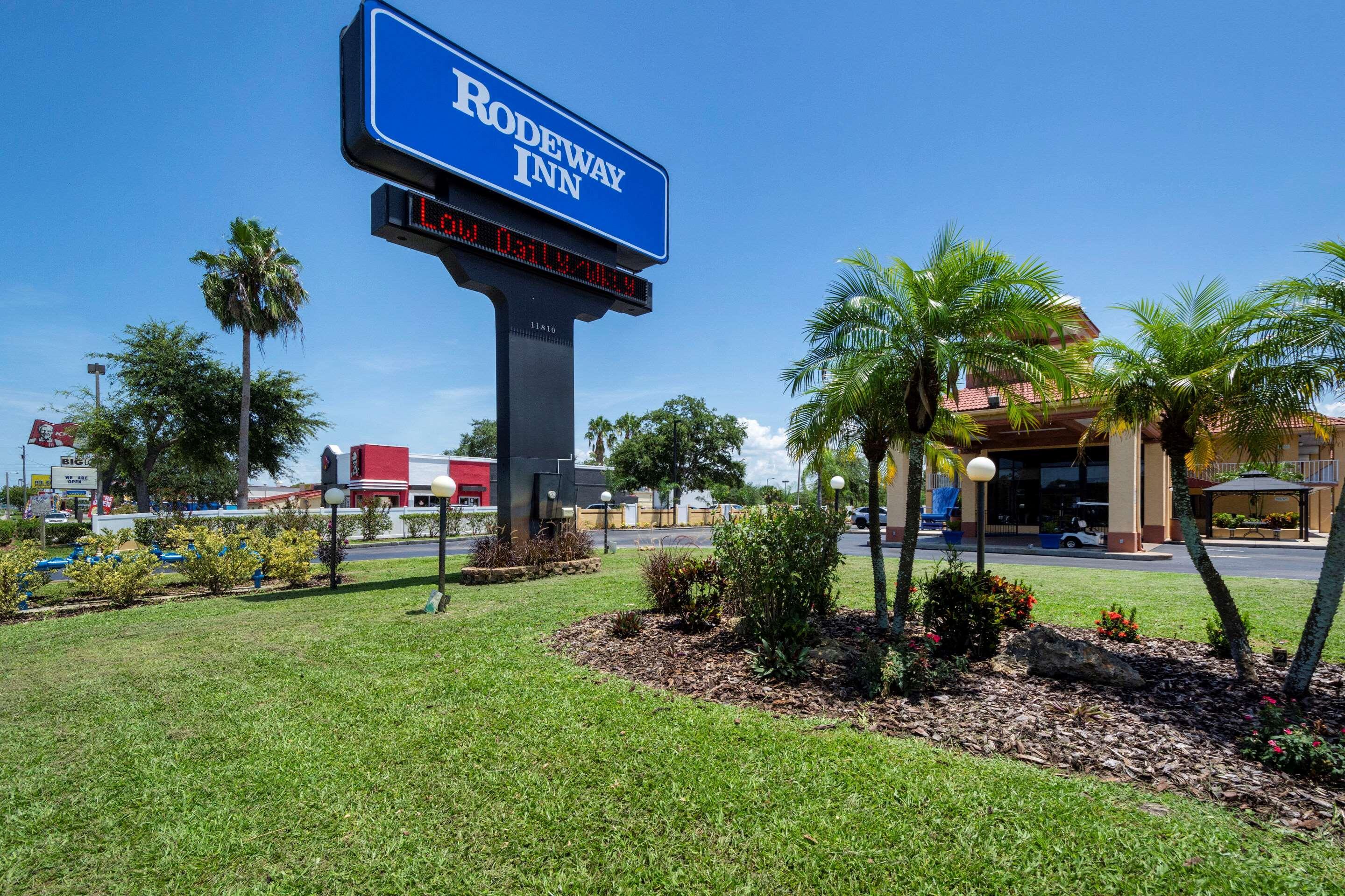Rodeway Inn Port Richey North Exteriör bild