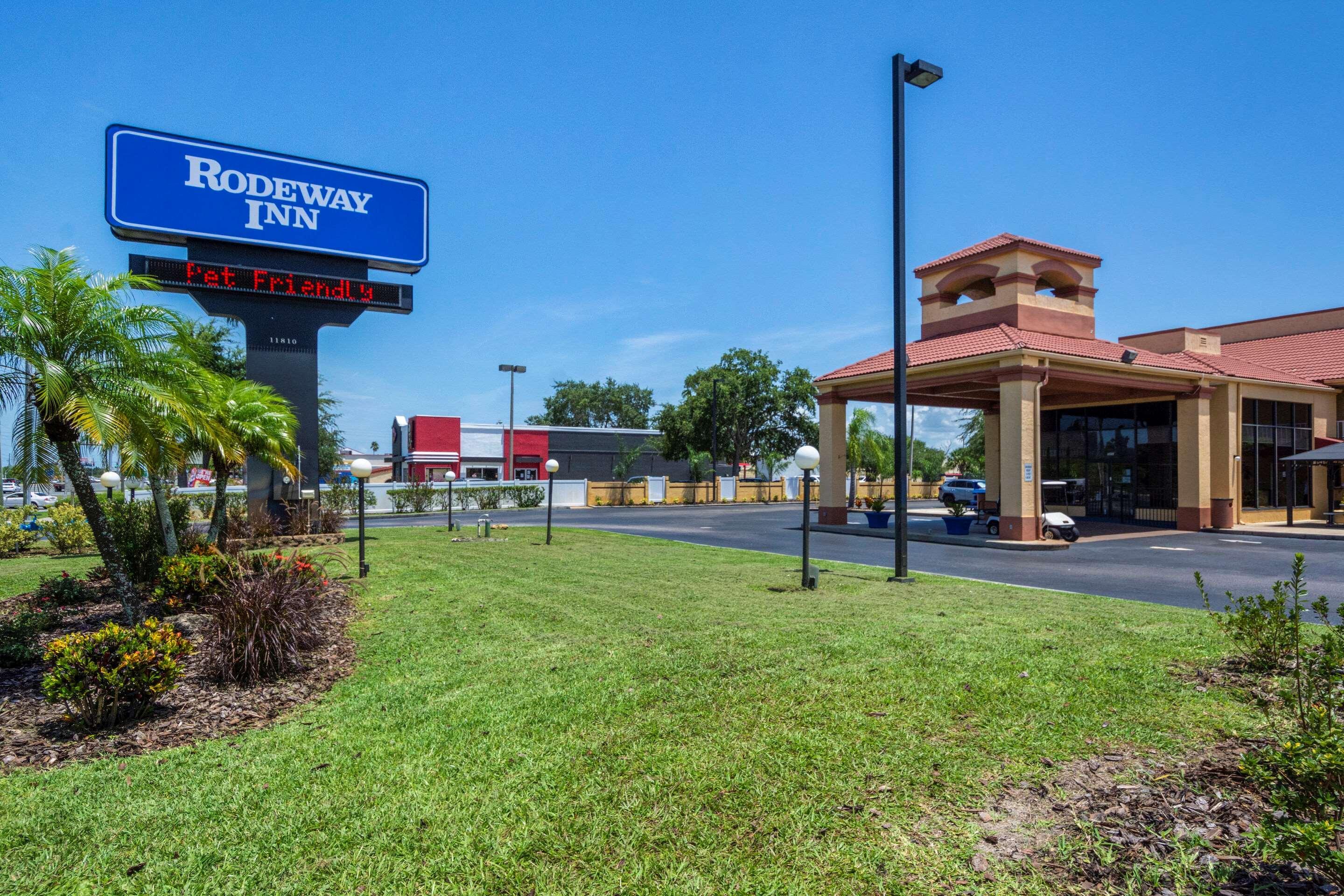 Rodeway Inn Port Richey North Exteriör bild