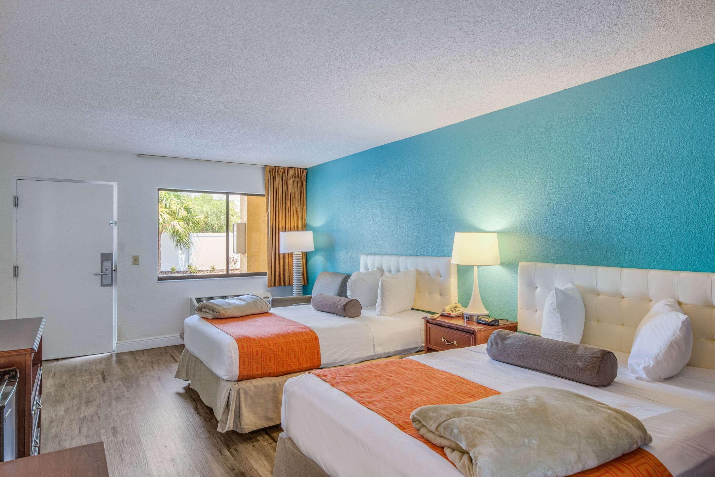 Rodeway Inn Port Richey North Exteriör bild