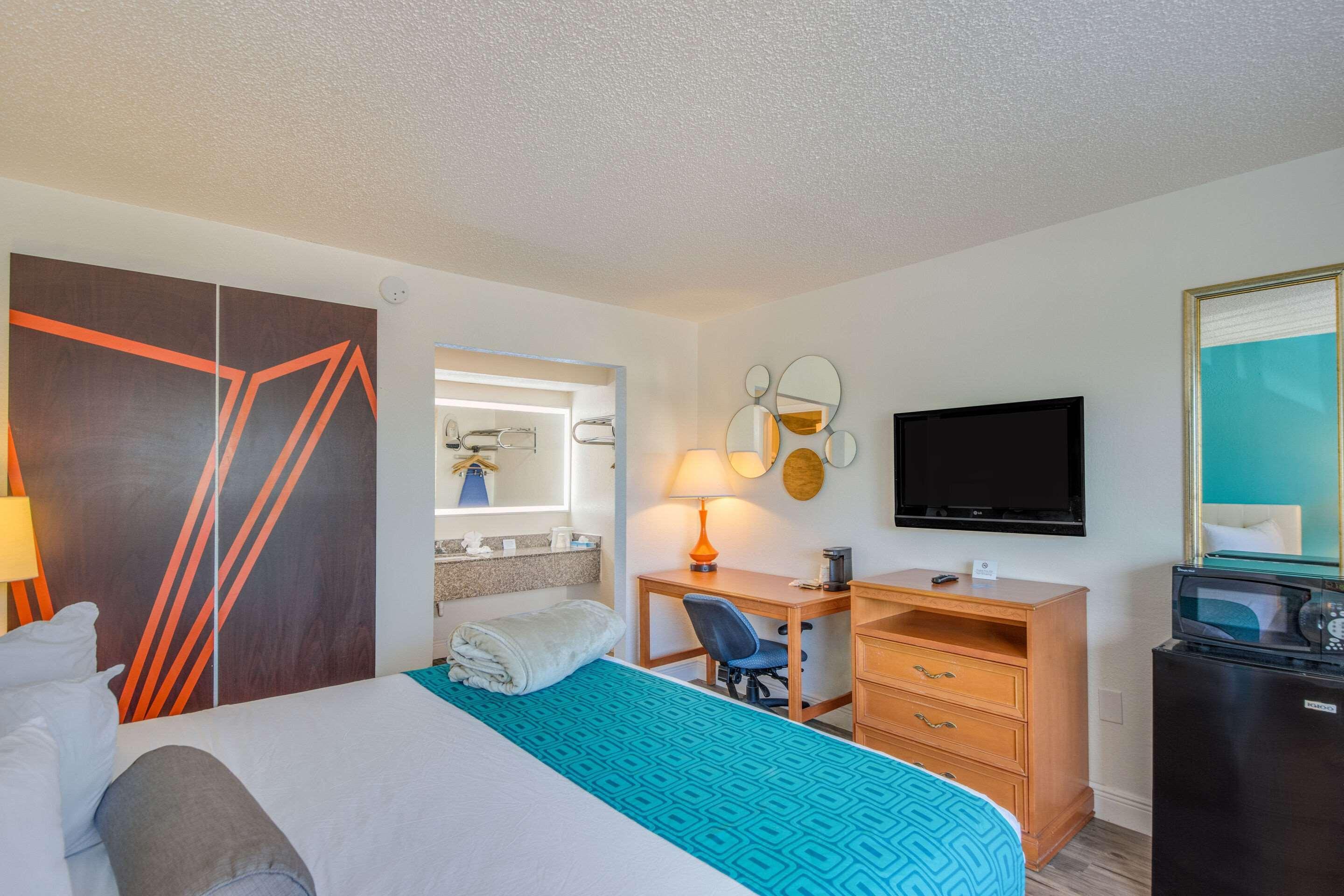 Rodeway Inn Port Richey North Exteriör bild